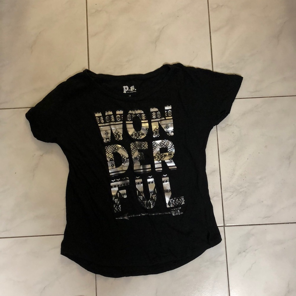 Wonderful black T-shirt